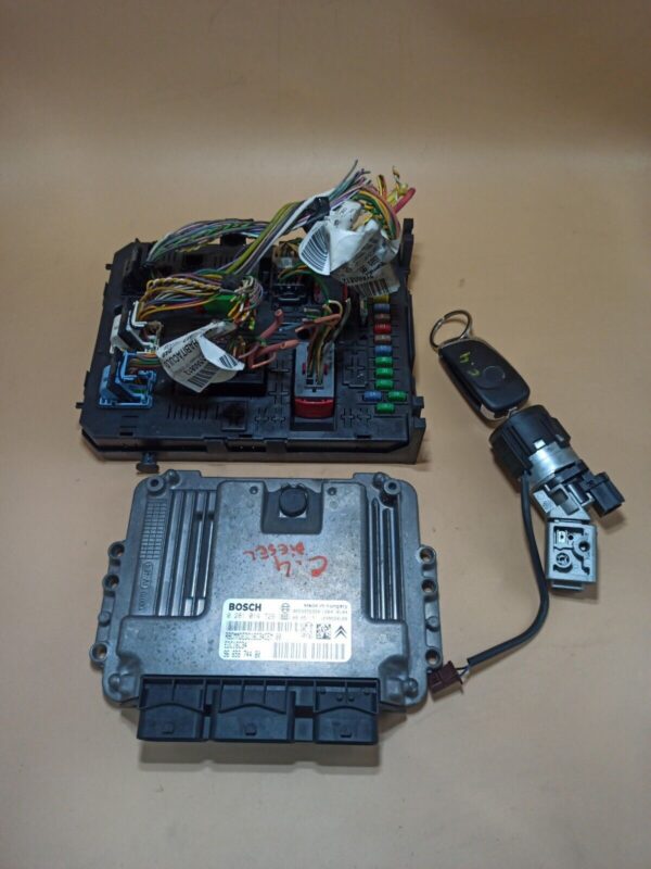 KIT ACCENSIONE CENTRALINA CITROEN C4 PICASSO 2006 AL 2013 CODICE 0281014729