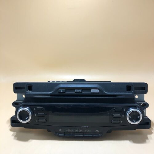 AUTORADIO RADIO LETTORE CD ALFA ROMEO GIULIETTA 2012 CODICE 7647386316