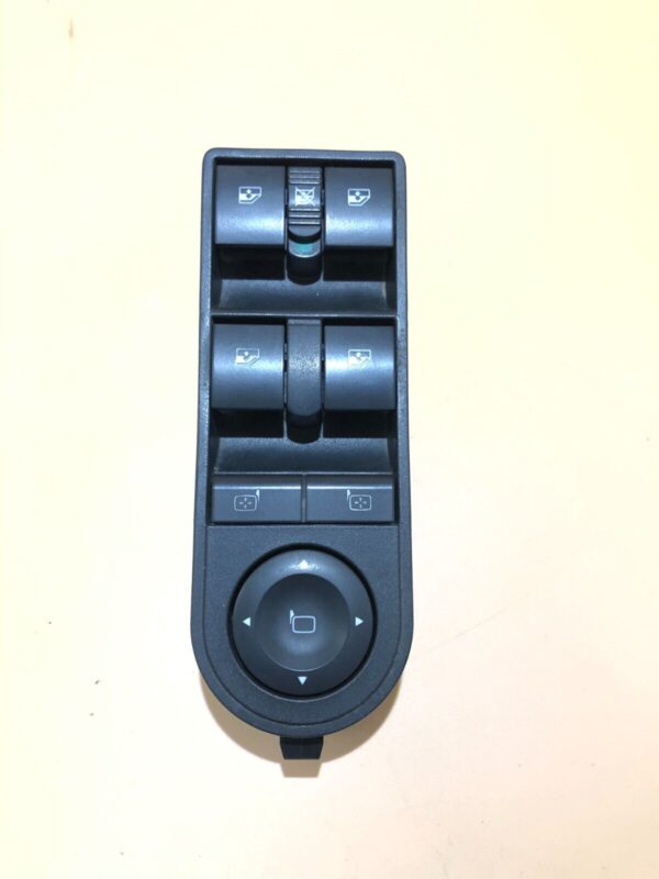 PULSANTIERA ALZACRISTALLI ANTERIORE SINISTRA GUIDA OPEL ZAFIRA B CODICE 13283820