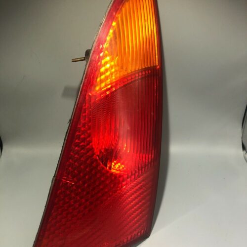 STOP FANALE POSTERIORE DESTRO DX FORD FOCUS BERLINA