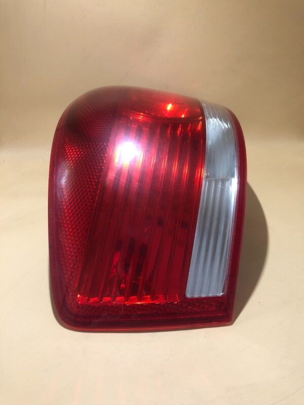 STOP FANALE POSTERIORE SINISTRO AUDI A3 8P 3 PORTE 2003 AL 2008 - immagine 2
