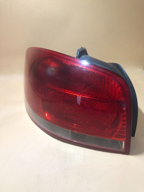 STOP FANALE POSTERIORE SINISTRO AUDI A3 8P 3 PORTE 2003 AL 2008