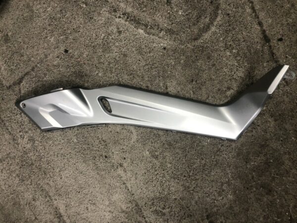CARENA FIANCHETTO LATERALE DESTRO DX YAMAHA XMAX X-MAX 250 2005 - 2009