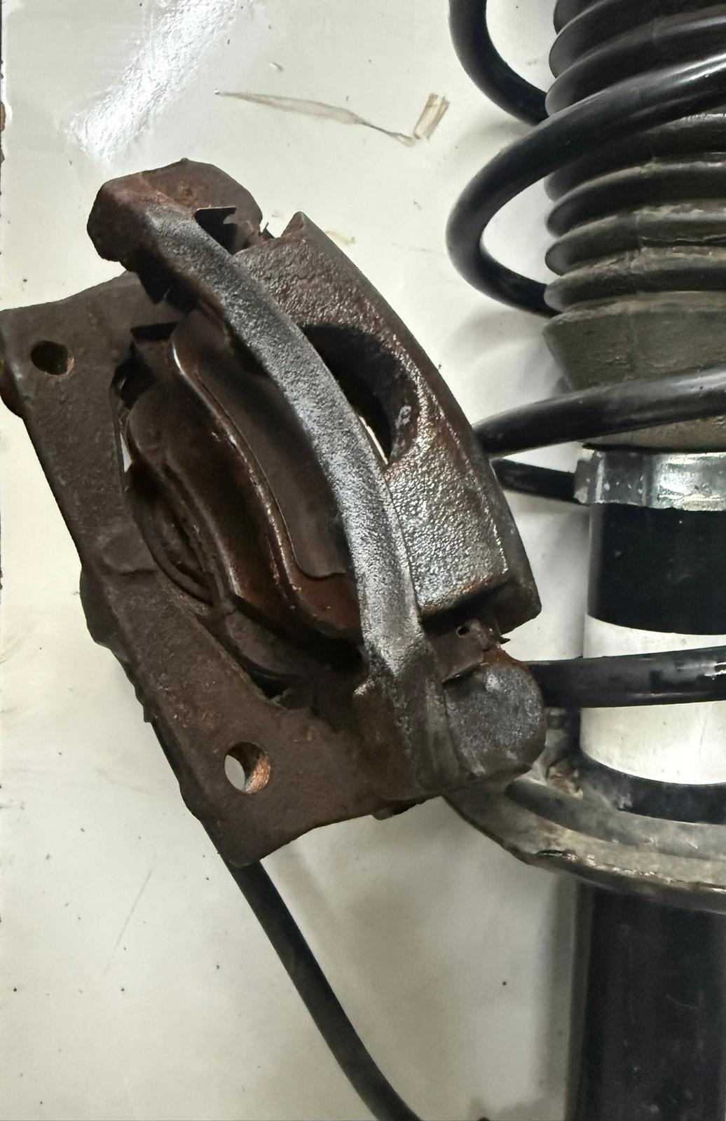 485200H010 AMMORTIZZATORE ANTERIORE SINISTRO SX TOYOTA AYGO 2° SERIE 1.0 12V - immagine 3