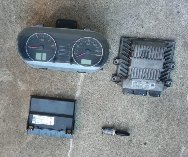 3S61-12A650-JE KIT STRUMENTI CENTRALINA CHIAVE FORD FIESTA FUSION DIESEL 2005 08 - immagine 3