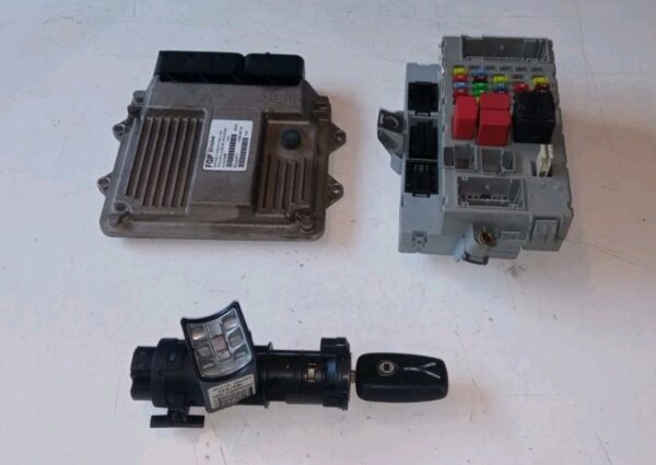 55202548 51771409 KIT BLOCCHETTO CHIAVE CENTRALINA LANCIA Y YPSILON 1.3 DIESEL - immagine 3