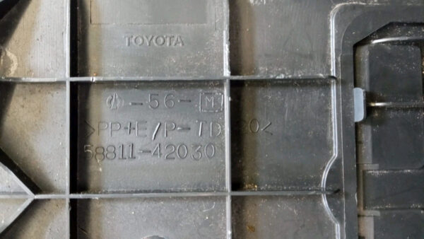 58811-42030 BRACCIOLO TUNNEL CENTRALE ORIGINALE TOYOTA RAV 4 2000 AL 2006 - immagine 6