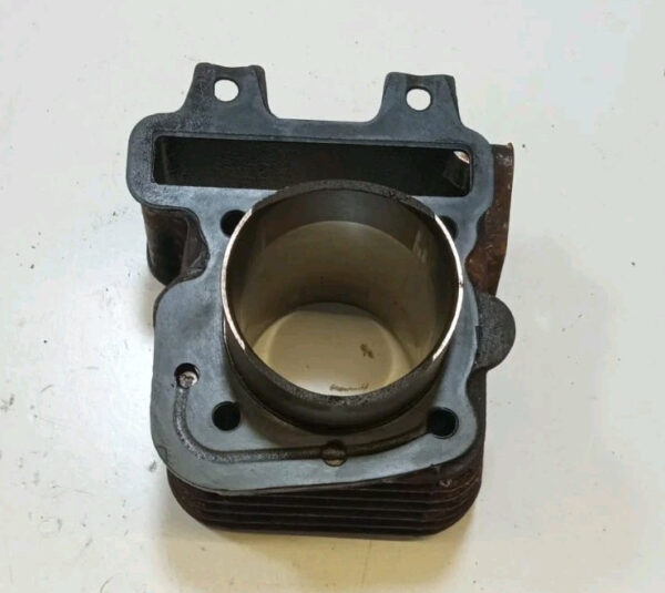 CILINDRO PISTONE GRUPPO TERMICO CILINDRI MOTORE PIAGGIO 125 4T - immagine 3
