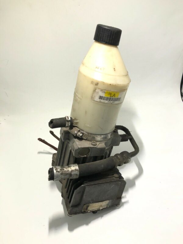 POMPA IDROGUIDA SERVOSTERZO OPEL ZAFIRA OPEL ASTRA COD: 554552