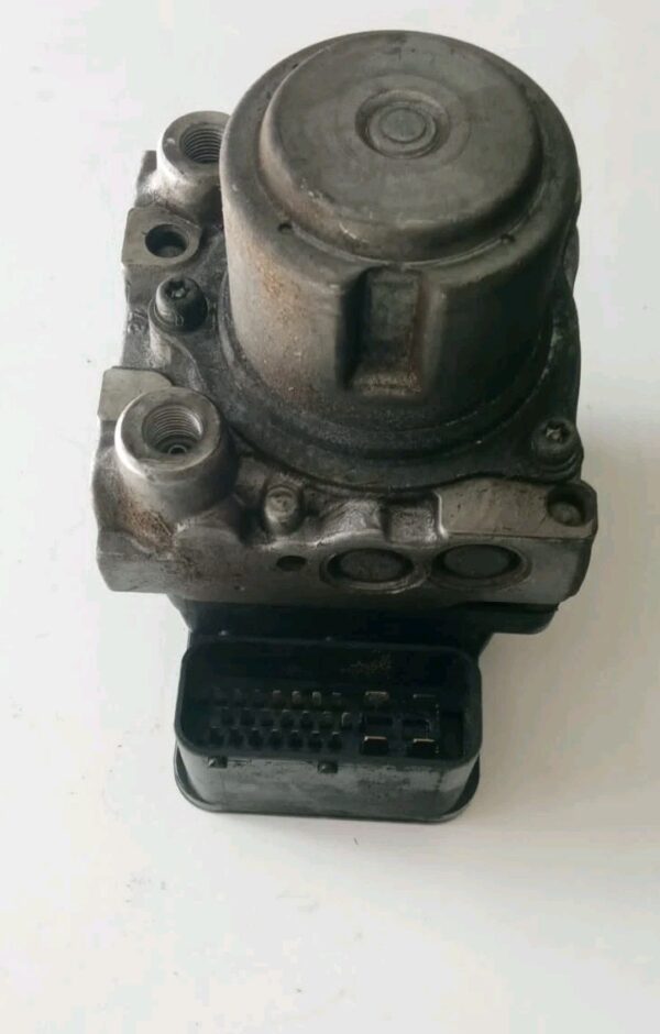 V02-B38922 CENTRALINA POMPA ABS  SUZUKI BURGMAN 650 EXECUTIVE - immagine 3