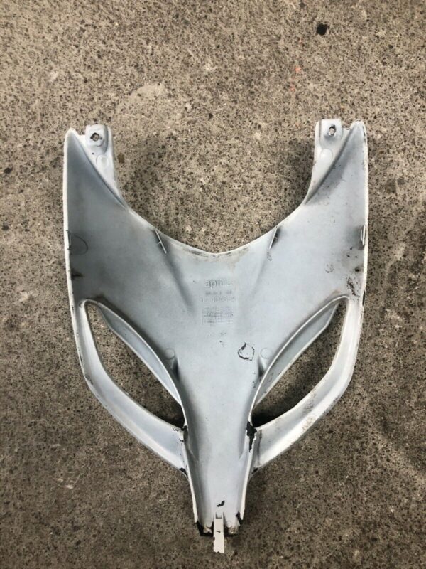 CARENA ANTERIORE CENTRALE COVER FARO APRILIA SR 50 CC COD: 2104653W2 - immagine 3