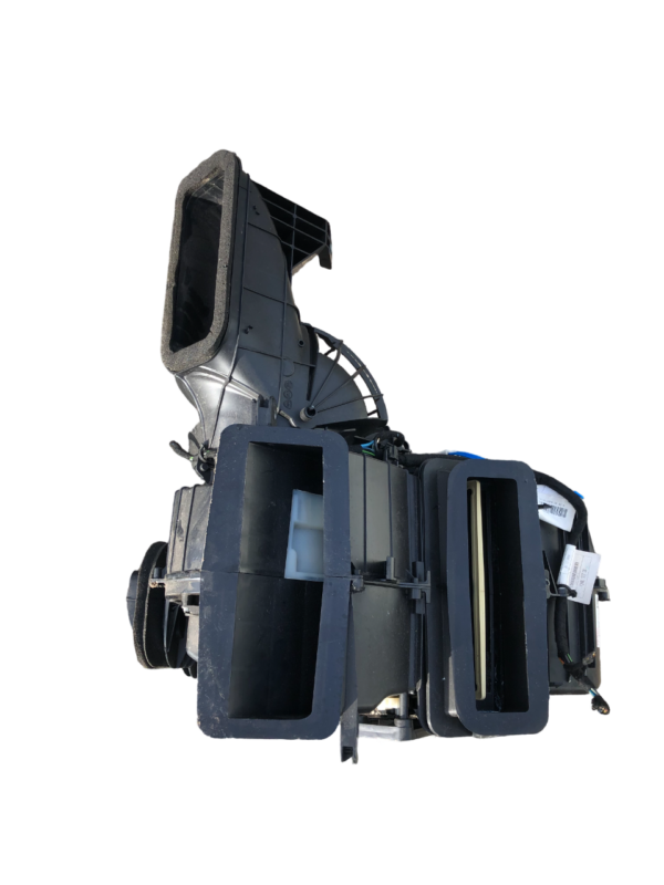 CONVOGLIATORE GRUPPO STUFA ARIA FIAT PANDA 312 / 319 DAL 2012 COD: 00520625390 - immagine 3