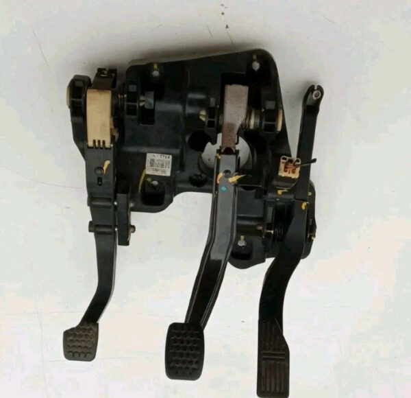 PEDALIERA COMPLETA FRENO FRIZIONE ACCELLERATORE CHEVROLET SPARK BENZIN 1 SERIE - immagine 5