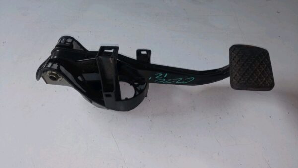 A2042902001 PEDALE FRIZIONE ORIGINALE MERCEDES CLASSE C 220 W204 2012 2007 2014 - immagine 3