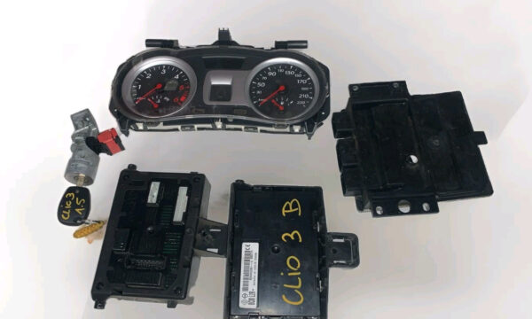 8200911560 KIT STRUMENTI CENTRALINA K9KT7 CHIAVE RENAULT CLIO GRANDTOUR  1.5 DCI