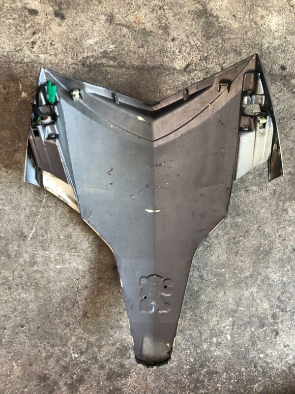 CARENA SCUDO ANTERIORE PEUGEOT GEOPOLIS 125 250 300 400 - immagine 4