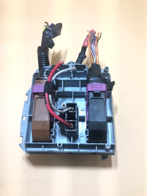 SCATOLA FUSIBILI FIAT PUNTO 188 1.2 BENZINA COD: 46778446 - immagine 3