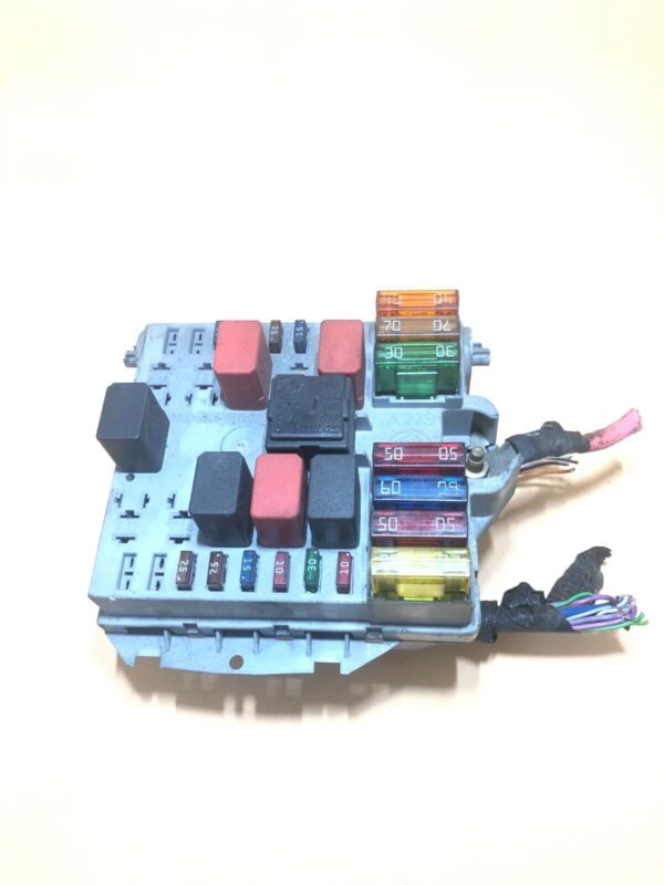 SCATOLA FUSIBILI FIAT PUNTO 188 1.2 BENZINA COD: 46778446