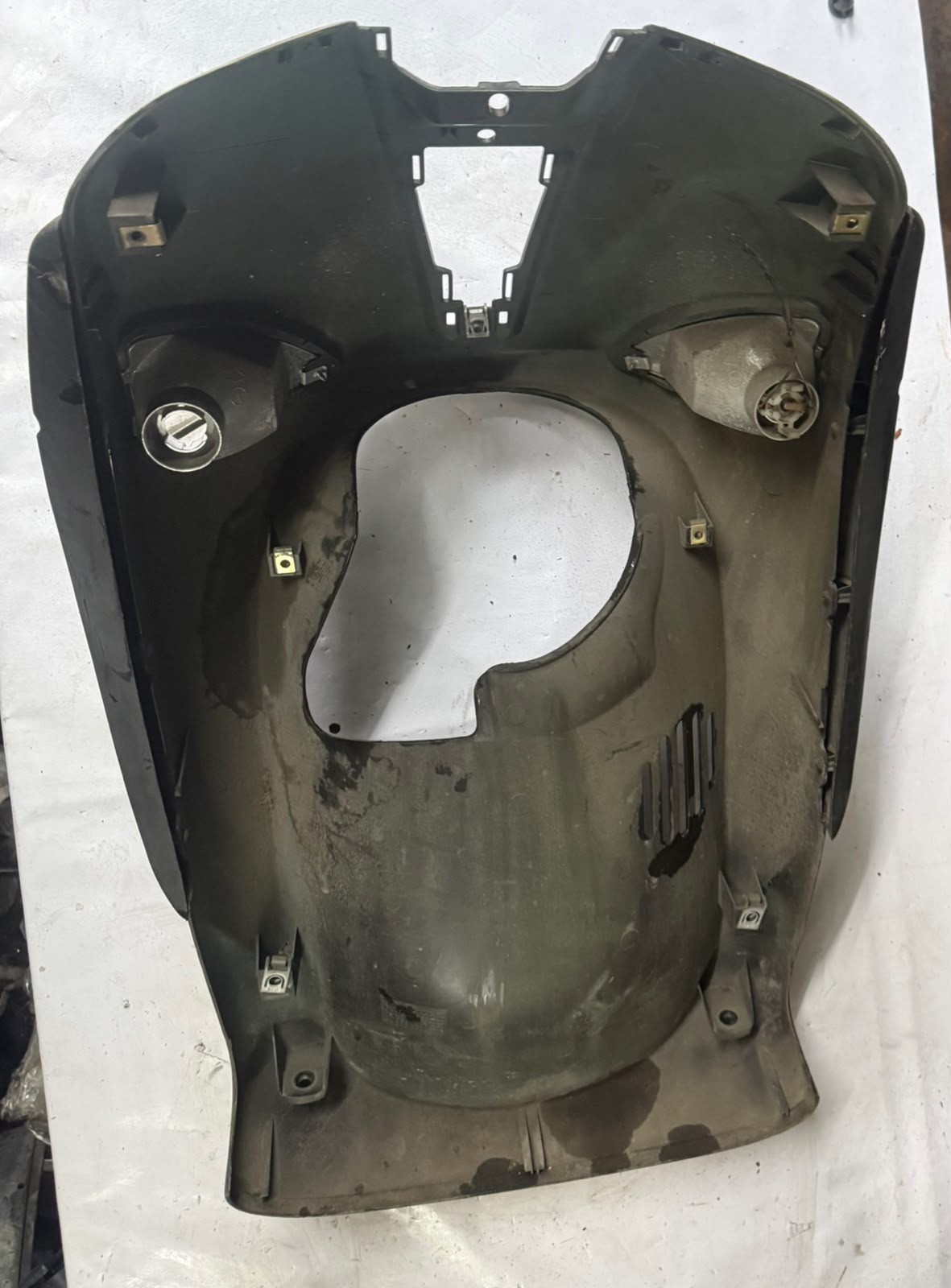 SCUDO FRECCE ANTERIORE PIAGGIO LIBERTY 50 125 150 2009 AL 2015 NERO - immagine 3