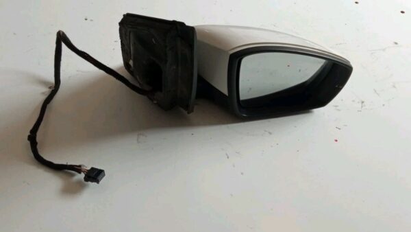 SPECCHIO SPECCHIETTO RETROVISORE DESTRO DX ORIGINALE VOLKSWAGEN UP 6 PIN  BIANCO - immagine 3