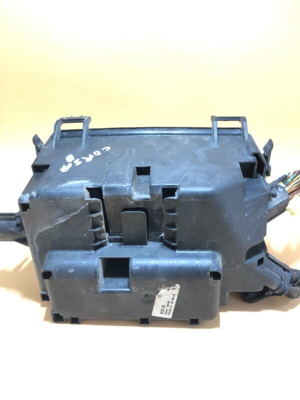 SCATOLA PORTA FUSIBILI OPEL CORSA D  2006 AL 2014 - immagine 3