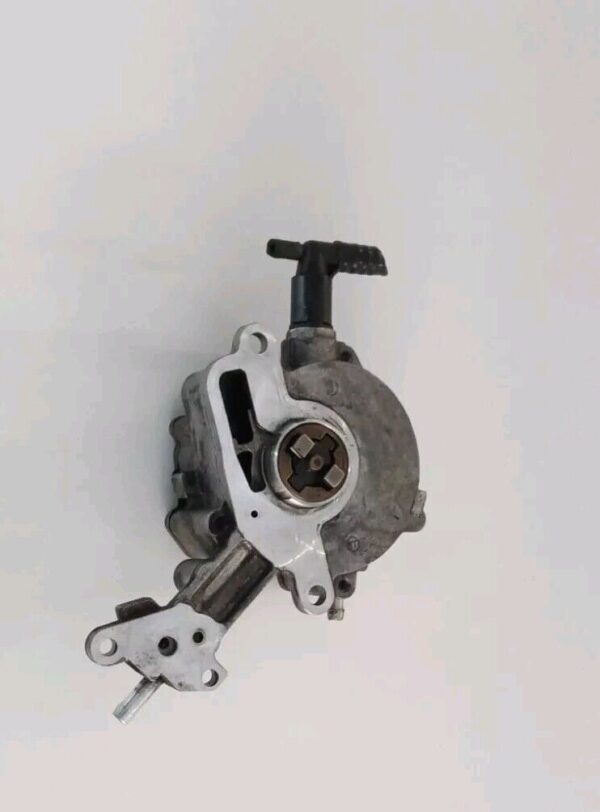 038145209  DEPRESSORE FRENI  POMPA INIEZIONE VOLKSWAGEN POLO 1.4 DIESEL