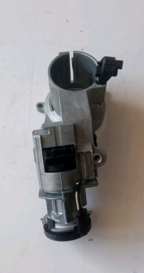 55575350 0281017960 KIT CENTRALINA DEVIOLUCI STRUMENTI KEY OPEL CORSA D DIESEL - immagine 13