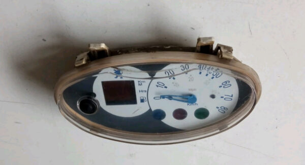 62101088A STRUMENTAZIONE CONTACHILOMETRI ORIGINALE PEUGEOT LOOXOR 50 - immagine 4