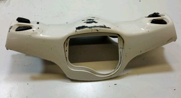 654264 CARENA COPRIMANUBRIO ANTERIORE PIAGGIO VESPA S 50 2007 2008 2009 2010 - immagine 3