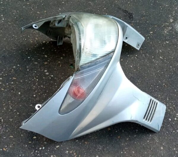 SCUDO CARENA FARO LUCI ANTERIORE SUZUKI BURGMAN 400 K1 1999 2000 2001 2002 - immagine 4