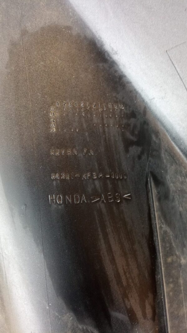 64301-KPBA-0000 CARENA SCUDO ANTERIORE ORIGINALE HONDA  2000 AL 2004 NERO - immagine 10
