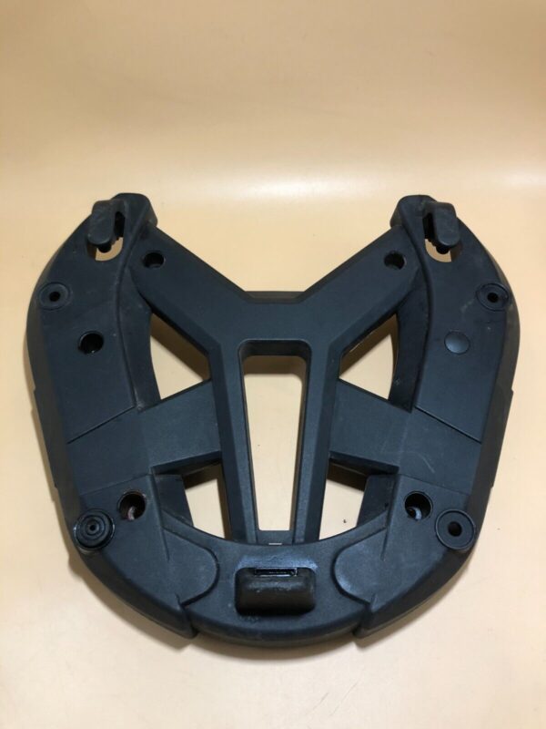 PIASTRA BAULETTO BAULE ATTACCO GIVI  UNIVERSALE PER BAULETTI MONOKEY