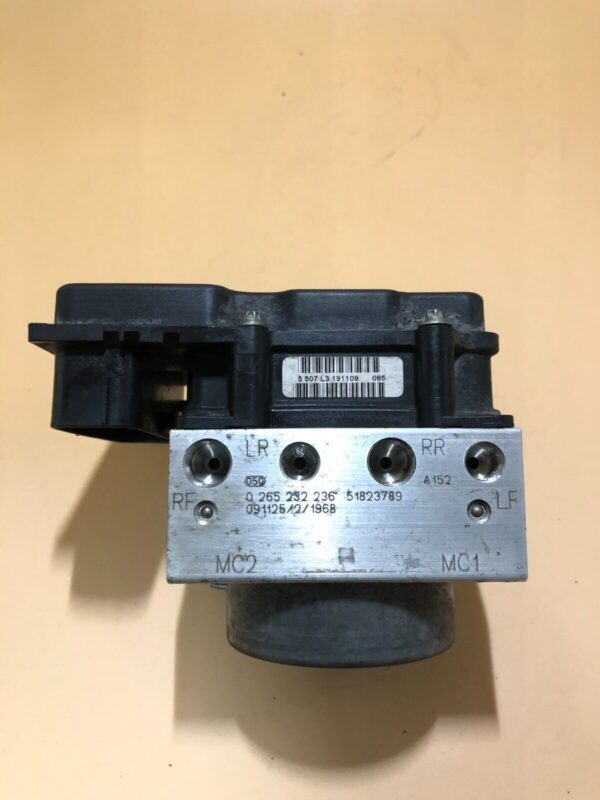 CENTRALINA POMPA ABS FORD KA 2° SERIE 1.2 B  08- 16 COD: 0265800791 / 0265232236