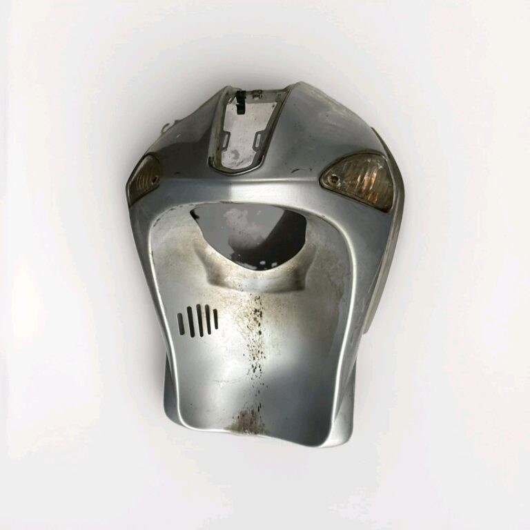 SCUDO-FRECCE-ANTERIORE-PIAGGIO-LIBERTY-50-125-150-1-SERIE-1997-AL-2002-ARGENTO-128151088209