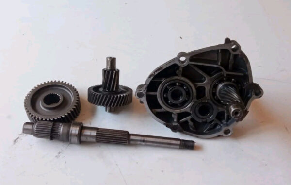 SET INGRANAGGI CARTER TRASMISSIONE RUOTA POSTERIORE YAMAHA X-MAX  XMAX 125 - immagine 3